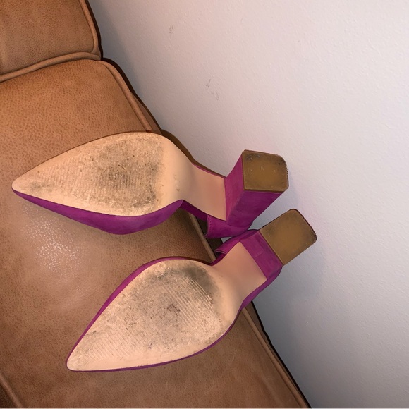 Women's Pink Suede Heels - Picture 10 of 10